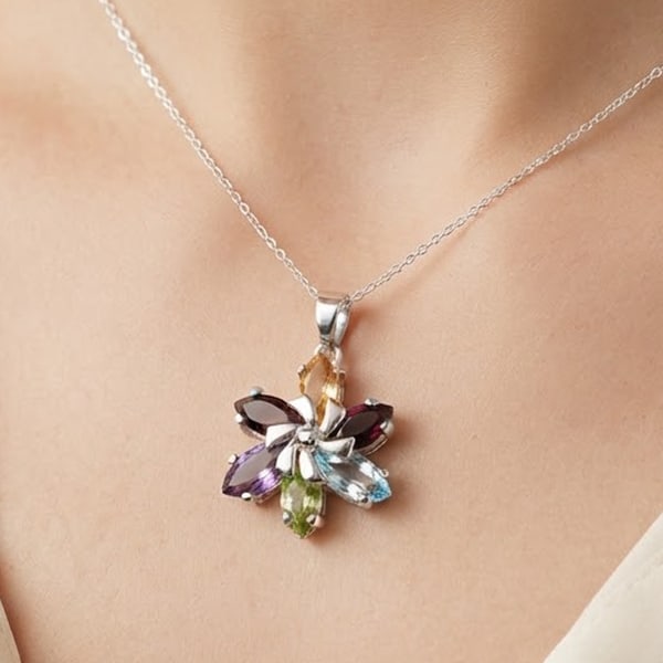 2.92 G. Nice Natural Amethyst Peridot Citrine Garnet 925 Sterling Silver Pendant: Product ID: 281130036 Product Name: Sterling Silver Pendant Product Type: 925 Sterling Silver Fine Jewelry Jewelry Weight: 2.92 Grams. Gemstones Color: Multi-Color Metal: Solid Silver 92.5%. Gemstone 