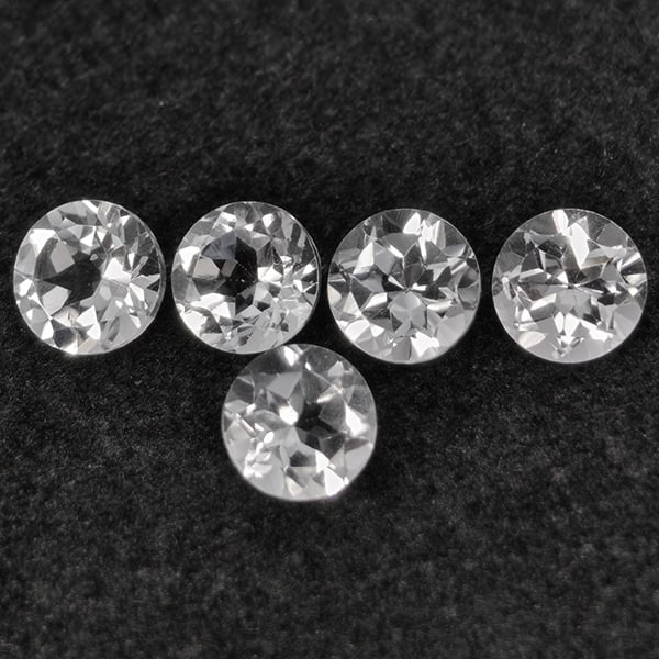 Natural White Topaz Gemstones 4.95 Ct. 5 Pcs. Round Shape 6.1 Mm.: Product ID: 807168806 Product Name: Natural Topaz Weight: 4.95 CT. Size: 6.1 x 6.1 x 3.9 MM. Shape: Round Color: White Clarity:VSI Luster: Good Gems Origin: Brazil Treatment: Unheated Crystal Structur