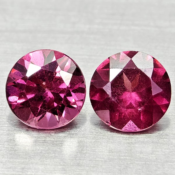 Natural Purplish Pink Rhodolite Garnet Gemstones 1.07 Ct. 2 Pcs. Round Shape 4.9 Mm.: Product ID: 802936871 Product Name: Natural Rhodolite Weight: 1.07 CT. Size: 4.9 x 4.9 x 3.3 MM. Shape: Round Color: Purplish Pink Clarity:VSI Luster: Good Gems Origin: Madagascar Treatment: Unheated 