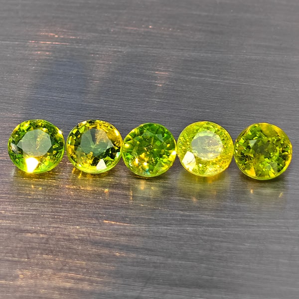 Natural Greenish Yellow Titanium Sphene Gemstones Rainbow Spark 1.64 Ct. 5 Pcs. Round Shape 4 Mm. (1 of 3)