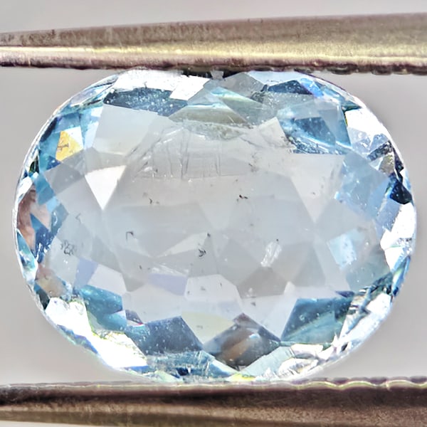 Natural Baby Blue Aquamarine Gemstones 1.50 Ct. Oval Shape 8.8 x 7.1 Mm.: Product ID: 800812444 Product Name: Natural Gemstones Weight: 1.50 CT. Size: 8.8 x 7.1 x 3.7 MM. Shape: Oval Shape Color: Baby Blue Clarity:SI1 Luster: Good Gems Origin: Brazil Treatment: Unheated Cry
