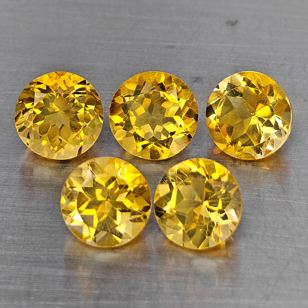 Natural Yellow Citrine Gemstones 5.93 Ct. 5 Pcs Round Shape 7.2 Mm.: Product ID: 801815504 Product Name: Natural Citrine Weight: 5.93 CT. Size: 7.2 x 7.2 x 3.7 MM. Shape: Round Color: Yellow Clarity:VVS-VSI Luster: Very Good Gems Origin: Brazil Treatment: Unheated Crys