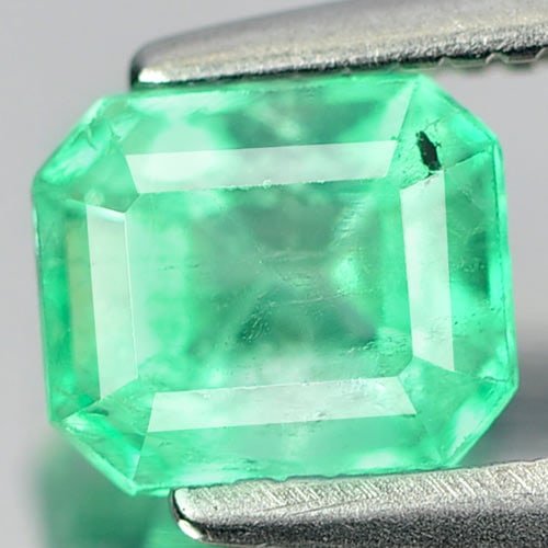 Natural Green Columbian Emerald Gemstones 0.72 Ct. Octagon Shape 5.6 x 4.8 Mm.: Product ID: 802402495 Product Name: Natural Emerald Weight: 0.72 CT. Size: 5.6 x 4.8 x 3.8 MM. Shape: Octagon Color: Green Clarity:SI Luster: Good Gems Origin: Columbia Treatment: Unheated Crystal Str