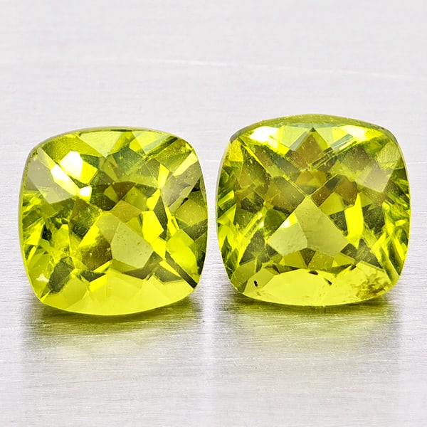 Natural Green Peridot Gemstones 2.74 Ct. 2 Pcs. Cushion Shape 6 Mm.: Product ID: 805317383 Product Name: Natural Peridot Weight: 2.74 CT. Size: 6 x 6 x 4.5 MM. Shape: Cushion Shape Color: Green Clarity:VSI - SI1 Luster: Good Gems Origin: Pakistan Treatment: Unheated Cr