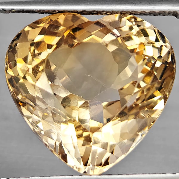 Natural Imperial Topaz Gemstones 15.85 Ct. Heart Shape 15.2 x 14.4 Mm. (1 of 3)