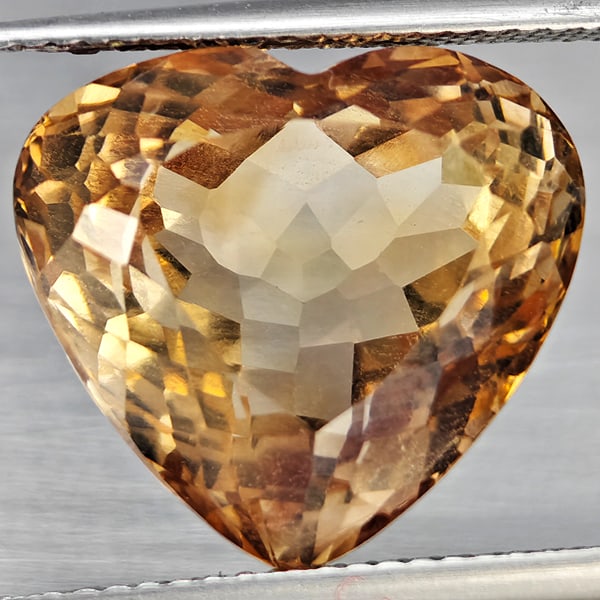 Natural Imperial Topaz Gemstones 16.34 Ct. Heart Shape 15.2 x 14.2 Mm. (1 of 3)