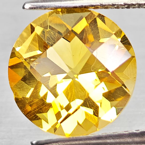 Natural Yellow Citrine Gemstones 3.35 Ct. Round Checkerboard Cut 10.1 x 10.1 Mm.: Product ID: 801815240 Product Name: Natural Citrine Weight: 3.35 CT. Size: 10.1x 10.1 x 6.6 MM. Shape: Round Checkerboard Color: Yellow Clarity:VSI Luster: Good Gems Origin: Brazil Treatment: Unheated