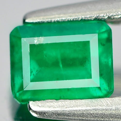 Natural Green Emerald Gemstones 0.30 Ct. Octagon Shape 4.5 x 3.5 Mm. (1 of 3)