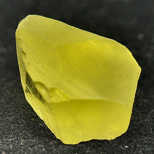 Natural Yellow Quartz Gemstones 23.78 Ct. Rough Shape 19.7 x 14 Mm.: Product ID: 805523897 Product Name: Natural Rough Weight: 23.78 CT. Size: 19.7 x 14 x 11.6 MM. Shape: Rough Color: Yellow Clarity:Semi - Transparent Luster: Good Gems Origin: Brazil Treatment: Unheate