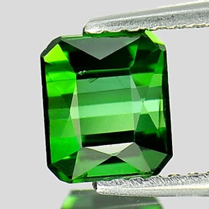 Natural Green Tourmaline Gemstones 1.54 Ct. Octagon Shape 5.8 x 6.8 Mm.: Product ID: 807237944 Product Name: Natural Tourmaline Weight: 1.54 CT. Size: 5.8 x 6.8 x 4.7 MM. Shape: Octagon Color: Green Clarity:SI Luster: Good Gems Origin: Nigeria Treatment: Unheated Crystal S