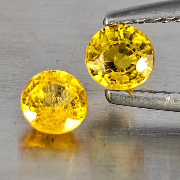 Natural Yellow Songea Sapphire Gemstones 0.82 Ct. 2 Pcs. Round Shape 3.8 Mm.: Product ID: 806130591 Product Name: Natural Yellow Sapphire Weight: 0.82 CT. Size: 3.8 x 3.8 x 2.5 MM. Shape: Round Shape Color: Yellow Clarity:VSI - SI1 Luster: Good Gems Origin: Tanzania Treatment: 