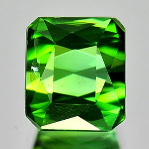 Natural Green Tourmaline Gemstones 1.04 Ct. Octagon Shape 5.7 x 5 Mm.: Product ID: 807237011 Product Name: Natural Tourmaline Weight: 1.04 CT. Size: 5.7 x 5 x 4.1 MM. Shape: Octagon Color: Green Clarity:VVS Luster: Good Gems Origin: Nigeria Treatment: Unheated Crystal St