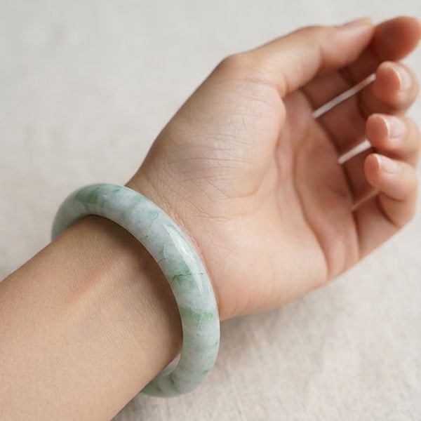 Natural Multi Color Green White Jade Gemstones 370.07 Ct. Bangle Round Cabochon Shape Diameter 60: Product ID: 819813208 Product Name: Natural Jade Weight: 370.07 CT. Size: 75 x 60 x 16 MM. Shape: Round Color: Green Clarity:Opaque Luster: Good Gems Origin: Thailand Treatment: Unheated Crystal Struc