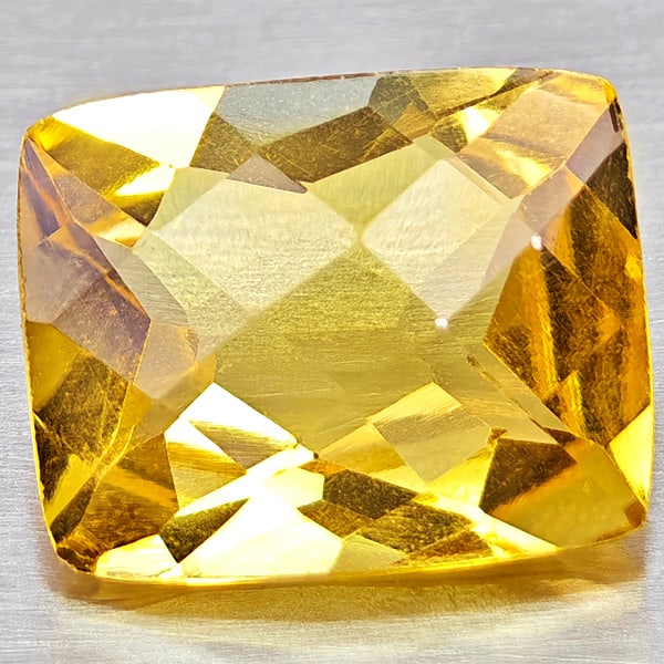 Natural Yellow Citrine Gemstones 2.81 Ct. Cushion Checkerboard Cut 10.2 x 8.1 Mm.: Product ID: 801815297 Product Name: Natural Citrine Weight: 2.81 CT. Size: 10.2 x 8.1 x 5.2 MM. Shape: Cushion Checkerboard Cut Color: Yellow Clarity:VVS Luster: Good Gems Origin: Brazil Treatment: Un