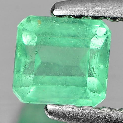 Natural Green Emerald Gemstones 0.37 Ct. Octagon Shape 4.4 x 4 Mm. (1 of 3)