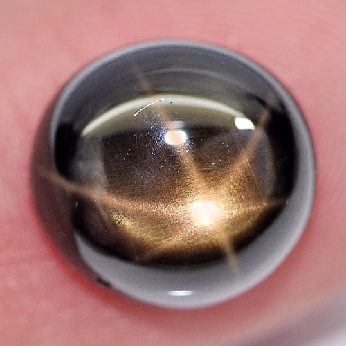 Certified Natural Golden Star Sapphire Gemstones 6 Rays 4.91 Ct. Oval Cabochon Shape 8.91 x 9.55 Mm.: Product ID: 806149951 Product Name: Natural Star Sapphire Weight: 4.91 CT. Size: 8.91 x 9.55 x 4.83 MM. Shape: Oval Cabochon Color: Yellow Clarity:Opaque Luster: Good 6 Ray Star Gems Origin: Thailand 