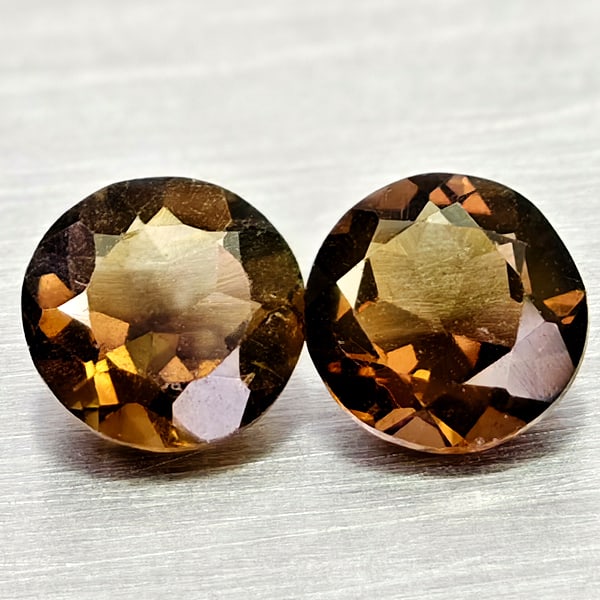 Natural Smokey Color Quartz Gemstones 1.33 Ct. 2 Pcs. Round Shape 5.9 Mm.: Product ID: 805529926 Product Name: Natural Quartz Weight: 1.33 CT. Size: 5.9 x 5.9 x 3.5 MM. Shape: Round Color: Smokey Clarity:VSI Luster: Good Gems Origin: Brazil Treatment: Unheated Crystal Struct