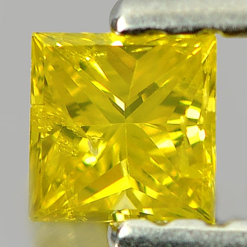 Natural Yellow Loose Diamond 0.13 Ct. Square Princess Cut 2.9 Mm.: Product ID: 802104058 Product Name: Natural Enhanced Diamond Weight: 0.13 CT. Size: 2.9 x 2.9 x 1.8 MM. Shape: Square Princess Cut Color: Yellow Clarity:SI1 Luster: Scintillating Gems Origin: Belgium 