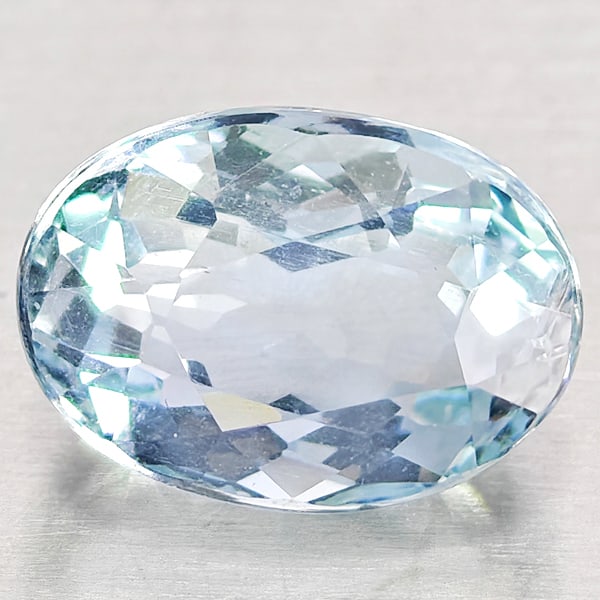 Natural Light Blue Aquamarine Gemstones 1.64 Ct. Oval Shape 8.3 x 6.1 Mm. (1 of 3)