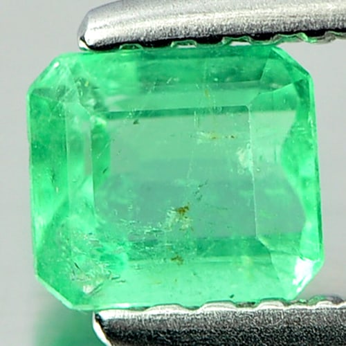 Natural Green Emerald Gemstone 0.35 Ct. Octagon Shape 4.6 x 4.1 Mm.: Product ID: 802403564 Product Name: Natural Emerald Weight: 0.35 CT. Size: 4.6 x 4.1 x 2.7 MM. Shape: Octagon Color: Green Clarity:SI Luster: Good Gems Origin: Columbia Treatment: Unheated Crystal Str