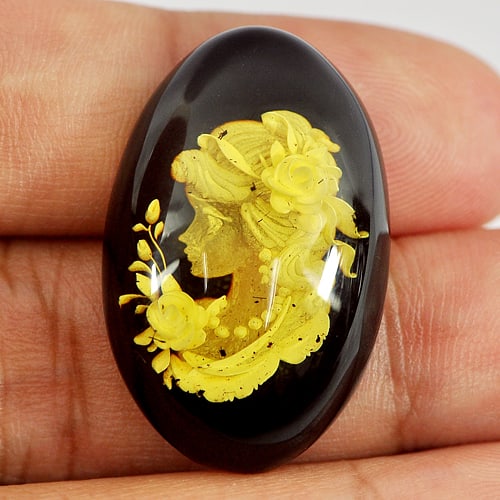 Natural Brown Yellow Amber Gemstones 13.78 Ct. Carving Women In Oval Cabochon Shape 30 x 19 Mm. (1 of 3)