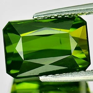 Natural Green Tourmaline Gemstones 3.85 Ct. Octagon Shape 10.4 x 7.1 Mm. (1 of 1)