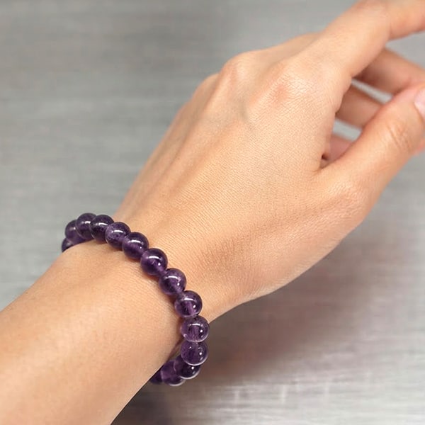 Natural Purple Amethyst Gemstones 39.23Ct. Round Cabochon Shape 6 Mm. Flexibility Bracelet Length 6: Product ID: 800325881 Product Name: Natural Amethyst Weight: 39.23 CT. Size: 6 Mm. MM. Shape: Round Cabochon Color: Purple Clarity:None Luster: None Gems Origin: Brazil Treatment: Unheated Crystal Str