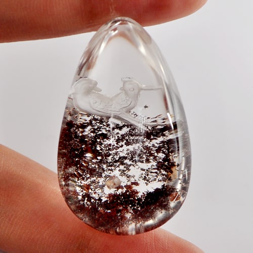 Natural Moss Quartz Gemstoes 100 Ct. Pear Carving Birds Inner Cabochon 39 x 23 Mm.: Product ID: 805527013 Product Name: Natural Quartz Weight: 100.00 CT. Size: 39 x 23 x 16 MM. Shape: Pear Cabochon Color: White Clarity:Semi - Transparent Luster: Good Gems Origin: Thailand Treatment: 
