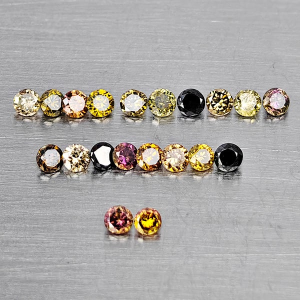 Natural Multi Color Diamond 0.28 Ct. 20 Pcs. Round Diamond Cut 1.5 Mm.: Product ID: 802104592 Product Name: Natural Enhanced Diamond Weight: 0.28 CT. Size: 1.5 x 1.5 x 1.0 MM. Shape: Round Diamond Cut Color: Fancy Color Clarity:SI1 Luster: Scintillating Gems Origin: Belgi