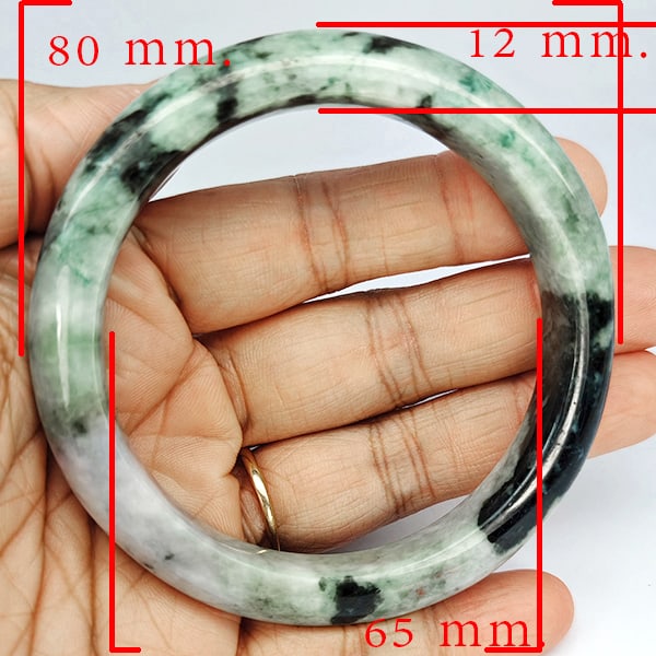 Natural Mulit Color Jade Bangle 326.54 Ct. Diameter 65 Mm Gemstone: Product ID: 819816102 Product Name: Natural Gemstones Weight: 326.54 CT. Size: 80 x 65 x 12 MM. Shape: Round Shape Color: Multi-Color Green Clarity:Opaque Luster: Good Gems Origin: Thailand Treatment: