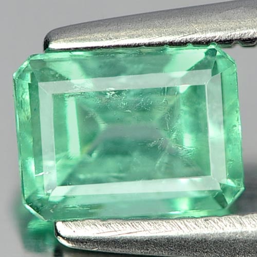 Natural Green Emerald Gemstones 0.57 Ct. Octagon Shape 5.8 x 4.4 Mm.: Product ID: 802402364 Product Name: Natural Emerald Weight: 0.57 CT. Size: 5.8 x 4.4 x 3.3 MM. Shape: Octagon Color: Mint Green Clarity:SI Luster: Good Gems Origin: Columbia Treatment: Unheated Crysta