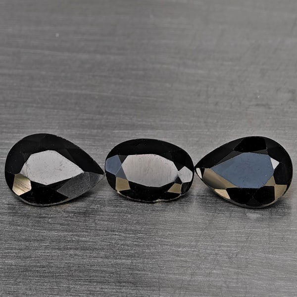 Natural Black Spinel Gemstones 2.60 Ct. 3 Pcs. Mixed Shape 7.2 x 5.2 Mm.: Product ID: 806609915 Product Name: Natural Spinel Weight: 2.60 CT. Size: 7.2 x 5.2 x 3.4 MM. Shape: Mixed Shape Color: Black Clarity:Opaque Luster: Good Gems Origin: Thailand Treatment: Unheated Crys