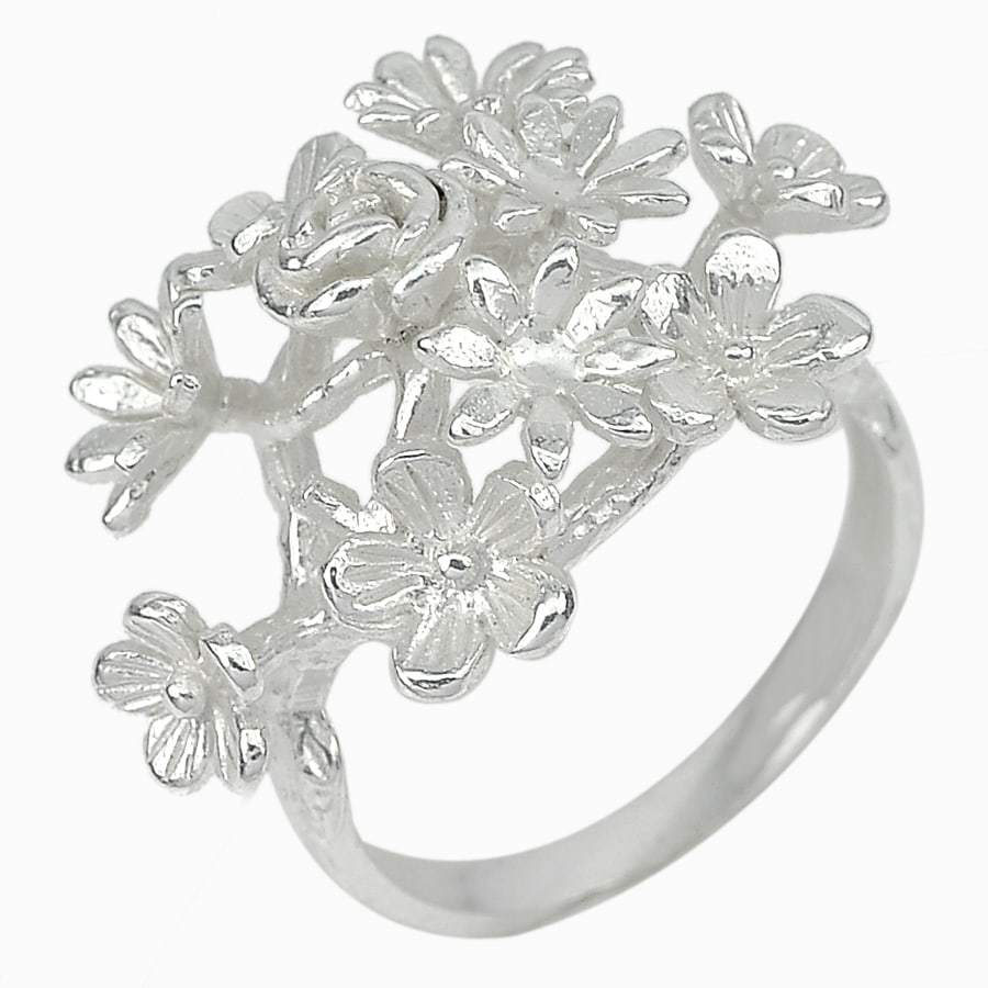 925 Sterling Silver Ring Jewelry 6.68 Grams Beautiful Flower Design Size 6.5: Product ID: 280310031 Product Type: 925 Sterling Silver Fine Jewelry Jewelry Weight: 6.68 Grams. Ring Size: 6.5 Resizable(Fee) Gemstones Color: Silver Metal: Solid Silver 92.5%. Gemstone Detail: Avera
