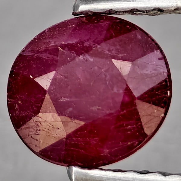 Natural Pinkish Red Ruby Gemstones 1.25 Ct. Oval Shape 6.5 x 5.9 Mm.: Product ID: 805935982 Product Name: Natural Ruby Weight: 1.25 CT. Size: 6.5 x 5.9 x 3.8 MM. Shape: Oval Shape Color: Pinkish Red Clarity:SI1 Luster: Good Gems Origin: Madagascar Treatment: Heated (Lea