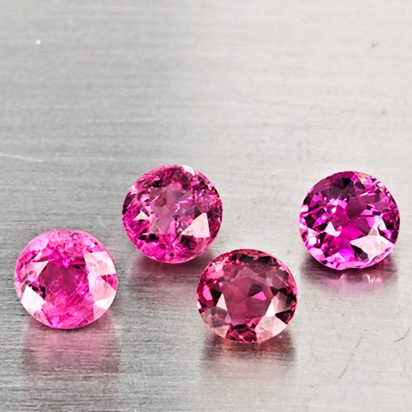 Natural Pink Tourmaline Gemstones 2.34 Ct. 4 Pcs. Round Shape 5.2 Mm.: Product ID: 807251436 Product Name: Natural Tourmaline Weight: 2.34 CT. Size: 5.2 x 5.2 x 4 MM. Shape: Round Shape Color: Pink Clarity:SI1 Luster: Good Gems Origin: Nigeria Treatment: Unheated Crystal