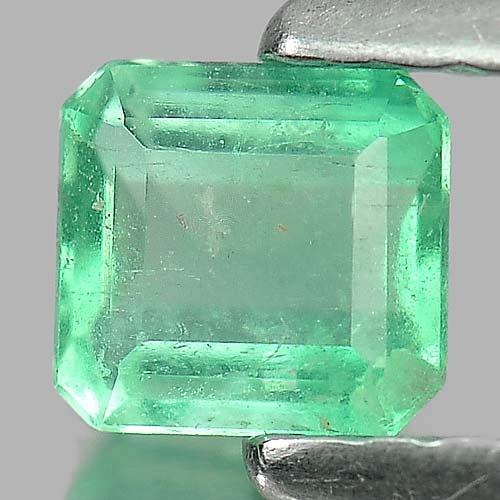 Natural Green Emerald Gemstones 0.34 Ct. Octagon Shape 4.7 x 4.4 Mm.: Product ID: 802403148 Product Name: Natural Emerald Weight: 0.34 CT. Size: 4.7 x 4.4 x 2.9 MM. Shape: Octagon Color: Green Clarity:SI Luster: Good Gems Origin: Columbia Treatment: Unheated Crystal Str