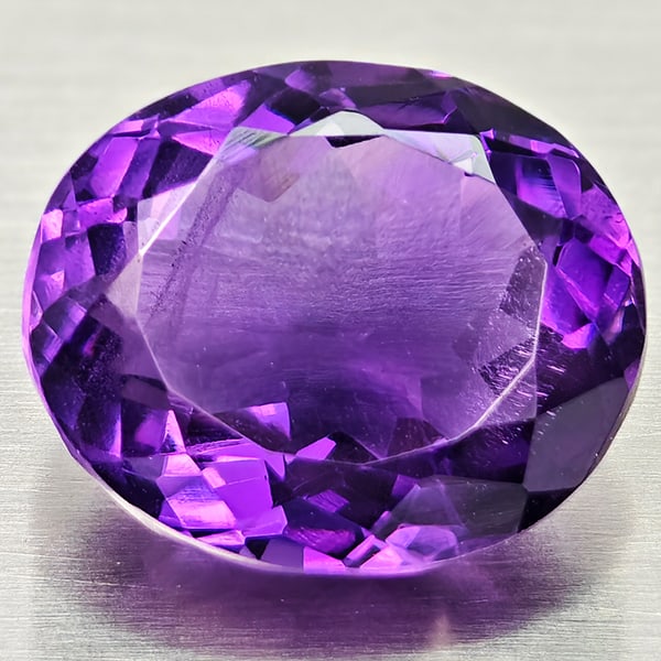 Natural Purple Amethyst Gemstones 8.00 Ct. Oval Shape 13.8 x 11.5 Mm. (1 of 3)