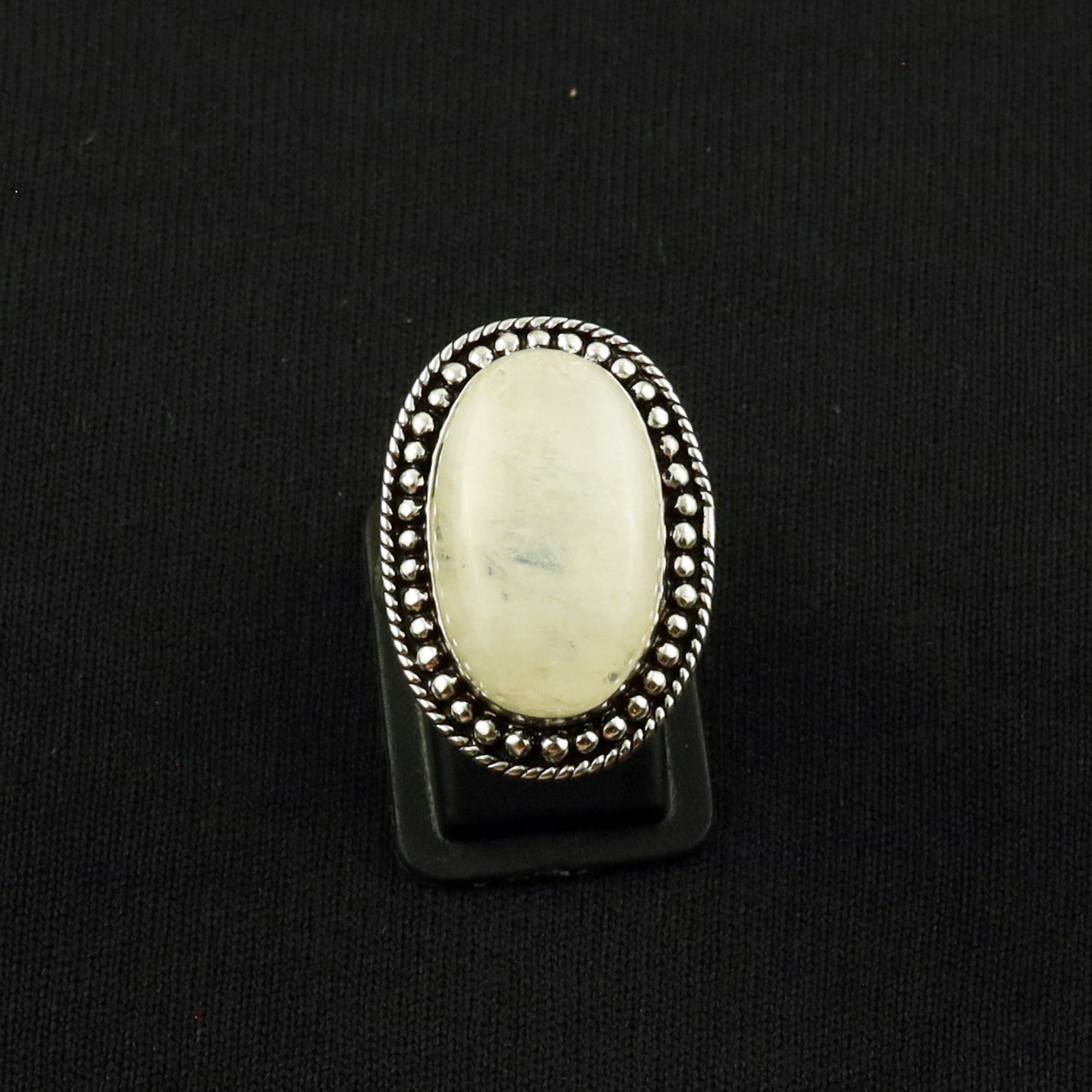Natural Rainbow Moonstone Sterling Silver Plated Handmade Ring - 7MM: Product ID: 260630134115 Product - Handmade Silver Plated Ring Metal - 92.5 Sterling Silver Plated Ring Size - 7MM Gemstone - Rainbow Moonstone Gemstone Origin - India Gemstone Size - 2.5X1.5 CM Gemst
