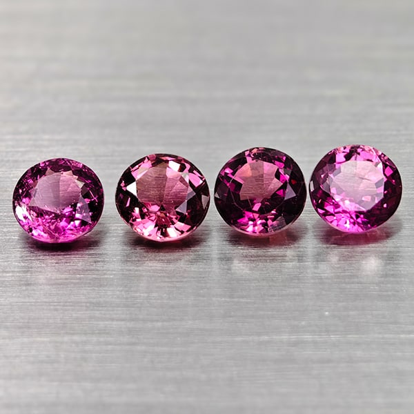 Natural Pink Tourmaline Gemstones 1.56 Ct. 4 Pcs Round Shape 4.8 Mm.: Product ID: 807250724 Product Name: Natural Tourmaline Weight: 1.56 CT. Size: 4.4 x 4.4 x 3.2 MM. Shape: Round Shape Color: Pink Clarity:VSI Luster: Good Gems Origin: Nigeria Treatment: Unheated Cryst