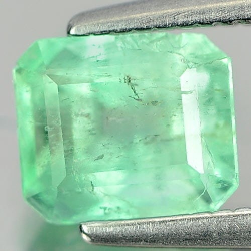 Natural Green Emerald Gemstones 1.02 Ct. Octagon Shape 6.2 x 5.3 Mm. (1 of 3)