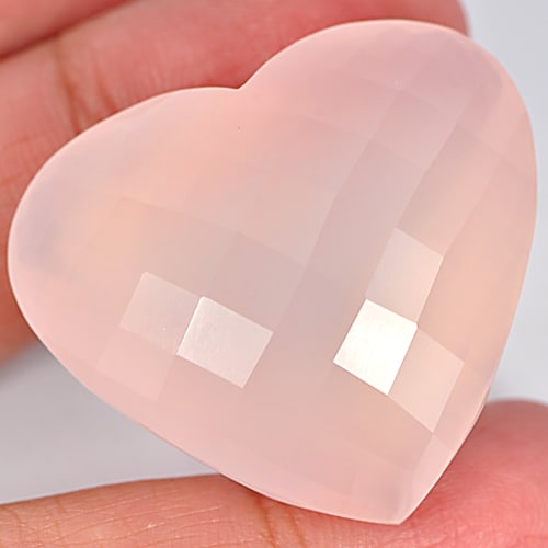 Natural Rose Pink Quartz Gemstones 103.59 Ct. Heart Checkerboard Cut 33 x 29 Mm.: Product ID: 805525947 Product Name: Natural Quartz Weight: 103.59 CT. Size: 29 x 33 x 22 MM. Shape: Heart Checkerboard Color: Pink Clarity:IF Luster: Good Gems Origin: Brazil Treatment: Unheated Cryst
