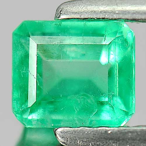 Natural Green Emerald Gemstones 0.58 Ct. Octagon Shape 5.7 x 5 Mm.: Product ID: 802403243 Product Name: Natural Emerald Weight: 0.58 CT. Size: 5.7 x 5 x 3.6 MM. Shape: Octagon Color: Green Clarity:SI1 Luster: Good Gems Origin: Columbia Treatment: Unheated Crystal Stru