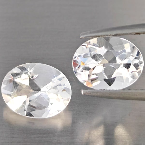 Natural White Quartz Gemstones 3.29 Ct. 2 Pcs. Oval Shape 9.1 x 7.1 Mm.: Product ID: 805530261 Product Name: Natural Quartz Weight: 3.29 CT. Size: 9.1 x 7.1 x 5.1 MM. Shape: Oval Shape Color: White Clarity:VSI Luster: Good Gems Origin: Brazil Treatment: Unheated Crystal St