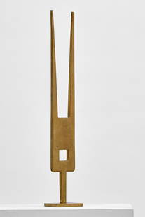 Jacques Moeschal (Belgian, 1913 - 2004): Untitled Brass - 41,5 cm Small-scaled version of a sculpture Moeschal made for the Belgian collector Louis Bogarts.