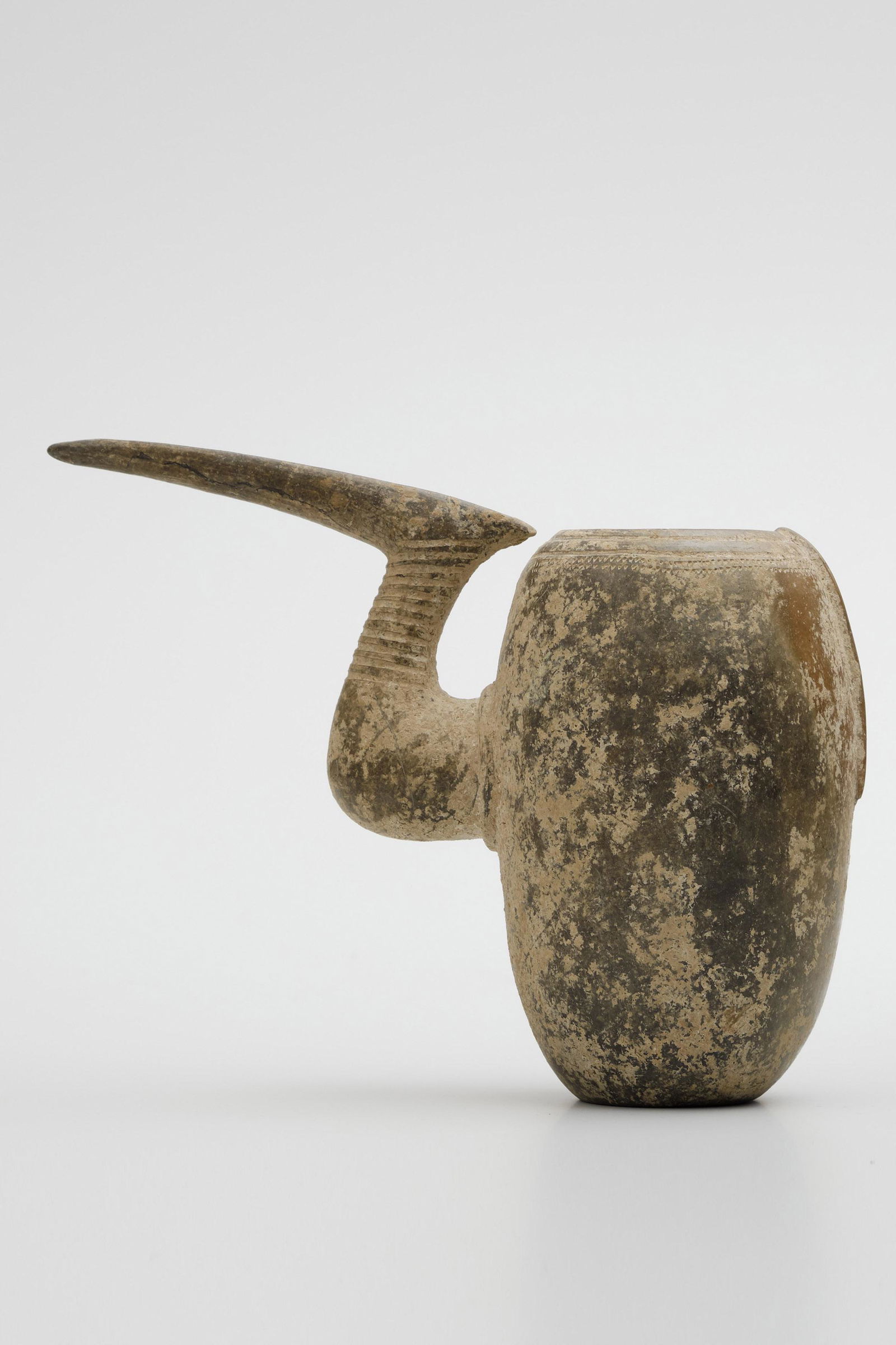 Amlash Spouted Vase (1 of 7)