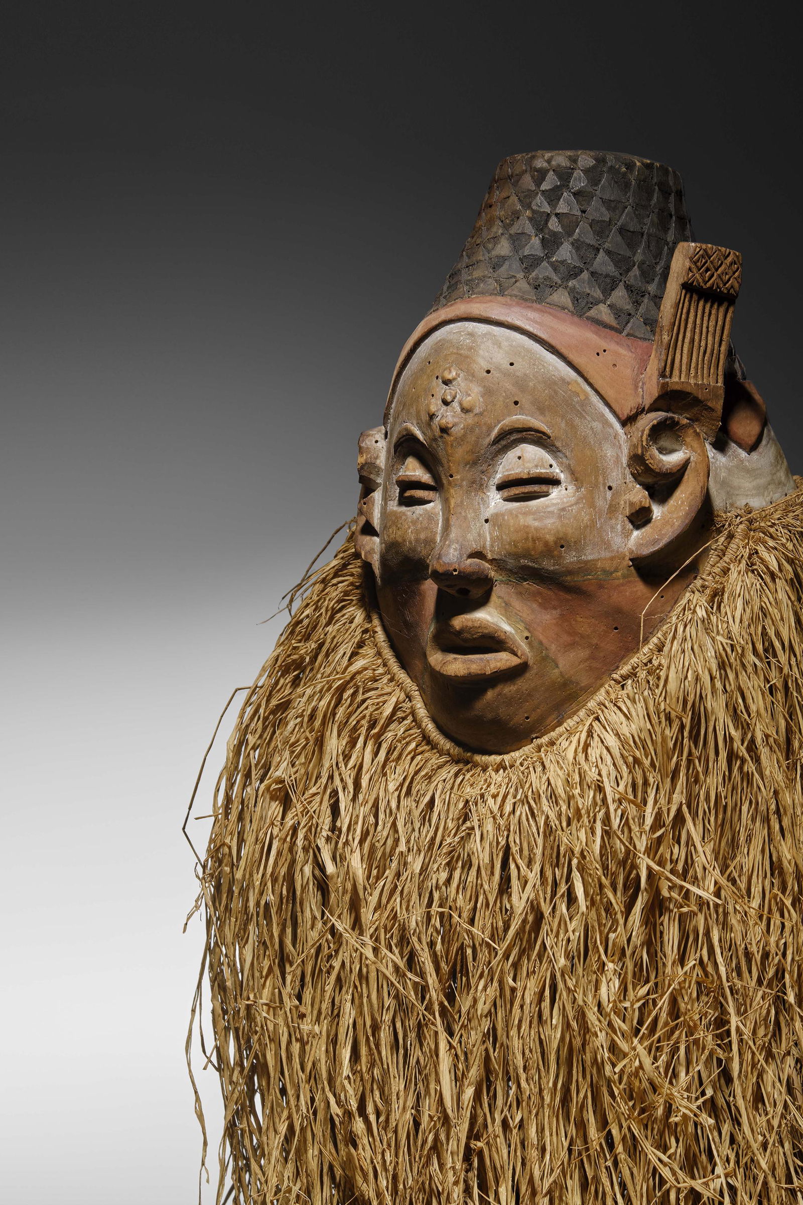 Zombo Headdress (1 of 4)