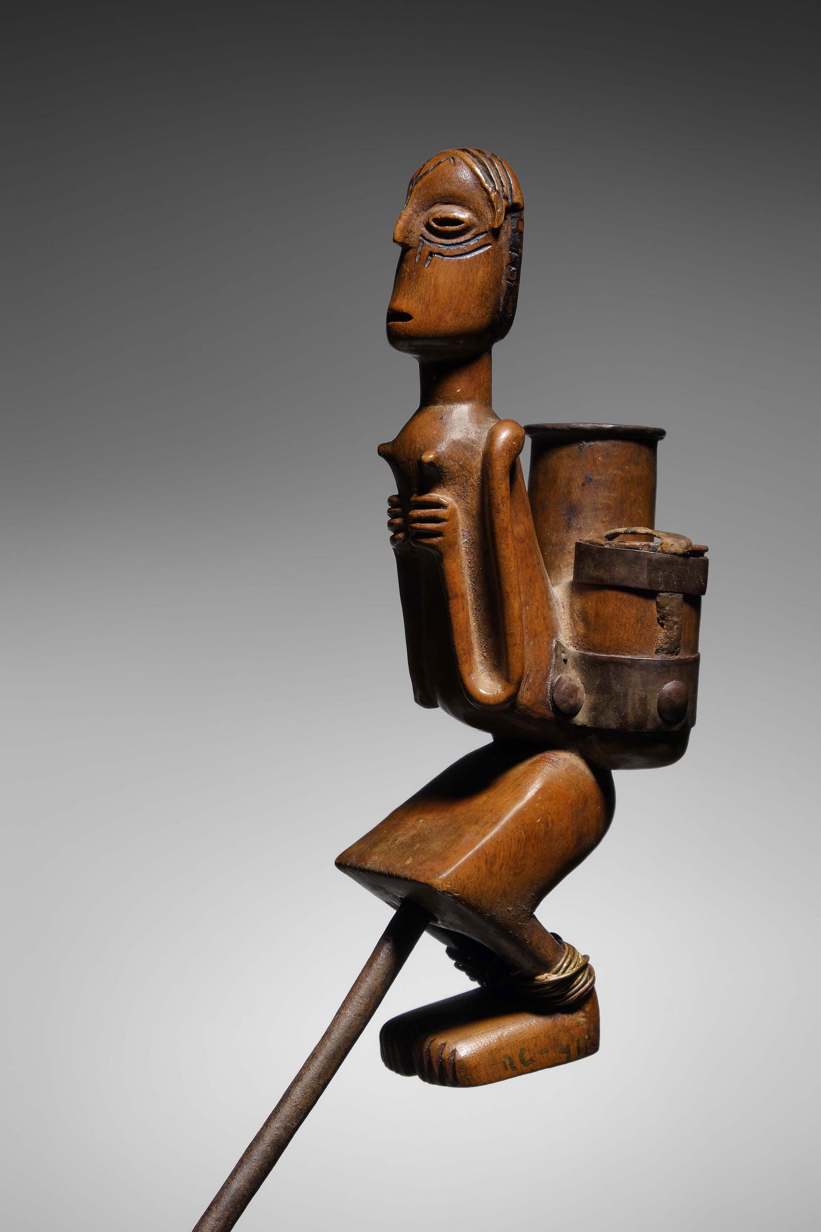 Ovimbundu Pipe (1 of 6)