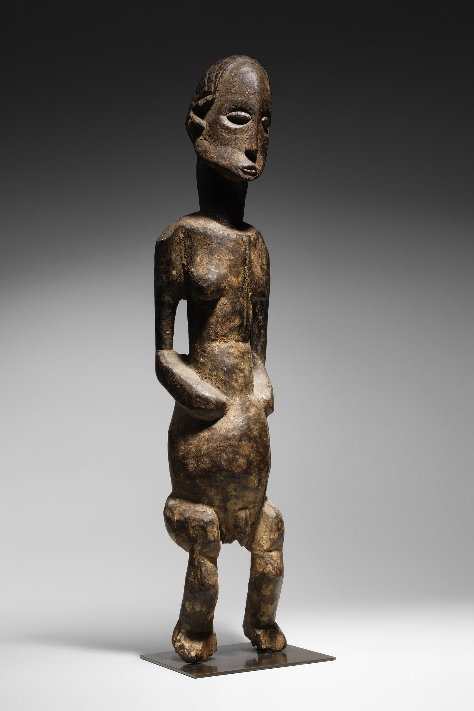 Suku: D.R. Congo, Kwango Region Heavy wood, 71 cm Provenance: Robert Jacobsen, (1912 - 1993), Copenhagen Jacques Ulmann (†1970), Paris By descent Michel Gaud, Saint-Tropez Sotheby's, London, 29 Novem