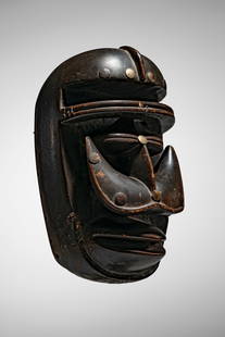 Bete Mask - N-gré: Ivory Coast Wood and metal, 26 cm Provenance: Jean Deyrolle (1911-1967), Toulon (acquired 1955-1960) By descent Ferri, Paris, Ancienne collection Jean Deyrolle, 17 June 2011, lot 34 Serge Schoffel,