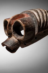 Mumuye Mask: Nigeria Wood and pigment, 34 cm (depth) Provenance: David Serra, Barcelona Pace Gallery, New York Bob Dowling, San Francisco Rosa Amoros & Gustavo Gili Collection, Barcelona Ben Hunter, African